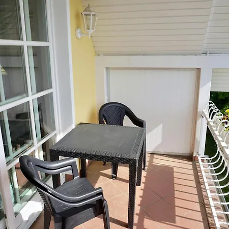 Traum Mit Balkon & Garten آلتنكيرشن