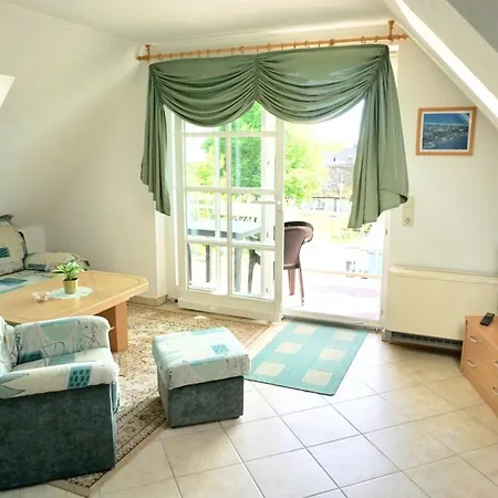 Traum Mit Balkon & Garten شقة
